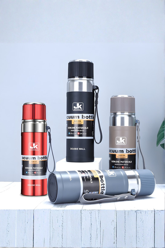 فلاسک بند چرمی JK – استیل ۳۱۶، دوجداره، فیلتر دمنوش و درب لیوانی